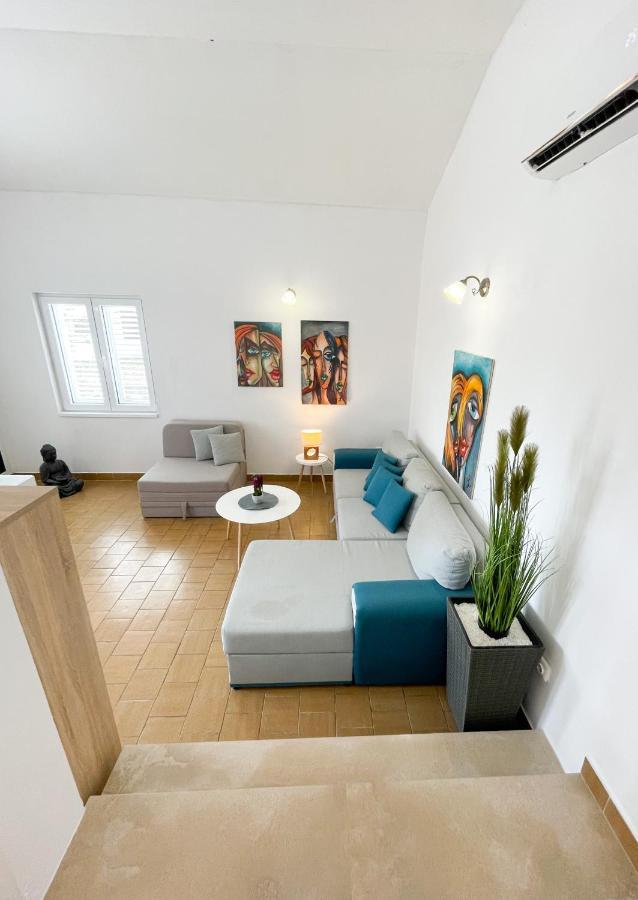 Spacious Apartment Amaros Korčula Екстериор снимка